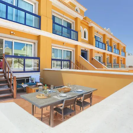 Casa Bita El Playa With Swimming Pool Апартаменты *