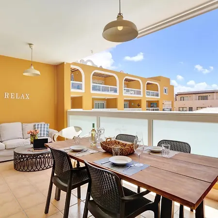Апартаменты Casa Bita El Playa With Swimming Pool *